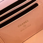 CHANEL Small Vanity Case(high-end grade) - Image 8