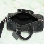 LV Keepall Bandoulière 25 - Image 8