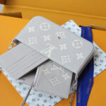 LV Pochette Félicie - Image 8