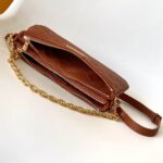 LV Pochette Liv - Image 8