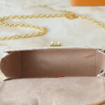 LV Pochette Camille - Image 8