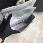 CHANEL Classic Flap Medium(High-end Grade) - Image 8
