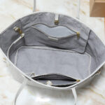 LV Neverfull MM - Image 8