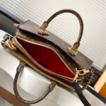 LV OnTheGo East West Chain(HIGH-END GRADE) - Image 8
