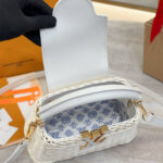 LV Capucines Mini(HIGH-END GRADE) - Image 8