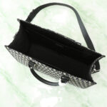 Dior Large East-West Tote Bag - Image 8