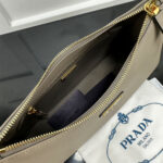 Prada Aimee medium leather shoulder bag - Image 8