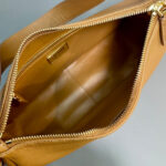 Prada Aimee medium leather shoulder bag - Image 8