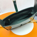 YSL le 5 a 7 in patent leather(HIGH-END GRADE) - Image 8