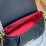 LV FAVORITE - Image 8