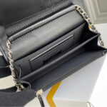 Chanel MINI WALLET ON CHAIN - Image 8