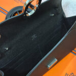 Hermes Maillon To Go wallet(HIGH-END GRADE) - Image 8