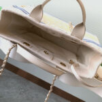 CHANEL SHOPPING TOTE(HIGH-END GRADE) - Image 8