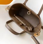 LV Neverfull Bandoulière Inside Out BB - Image 8