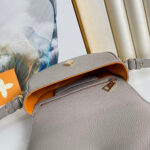 LV PONT 9 SOFT PM - Image 8