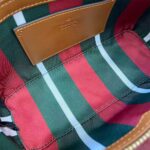 GG Emblem small shoulder bag - Image 8