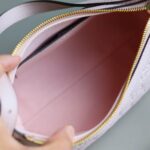 GG Emblem small shoulder bag - Image 8