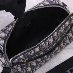 DIOR SAFARI MESSENGER BAG - Image 8