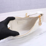 CD LOUNGE BAG - Image 8