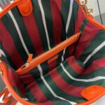 GG Emblem medium bucket bag - Image 8
