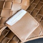 Bottega Veneta Campana 844249 Nocciola - Image 3