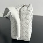 Bottega Veneta Concert Pouch 794258 white - Image 2