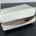 Bottega Veneta Concert Pouch 794258 white - Image 3