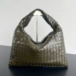 Bottega Veneta Hop calf leather 796262 Pinecone - Image 2