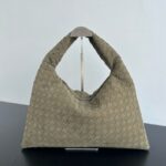Bottega Veneta Hop calf leather Suede 796262 light gray