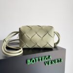 Bottega Veneta Intrecciato Concert Pouch D794258 Travertine