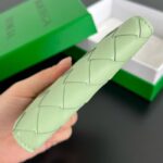 Bottega Veneta Intrecciato Small Bi-Fold Wallet 742330 green - Image 3