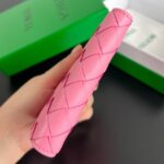 Bottega Veneta Intrecciato Small Bi-Fold Wallet 742330 rose - Image 2