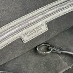 Bottega Veneta Large Hop Shoulder bag 806976 black - Image 3