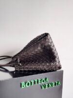 Bottega Veneta Parachute 826212 Fondant& Brass finish - Image 4