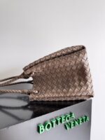 Bottega Veneta Parachute 826212 Pinecone&Brass finish - Image 3