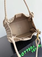 Bottega Veneta Parachute 826212 Tufo&Brass finish - Image 5