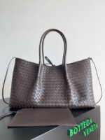 Bottega Veneta Pinacoteca 817166 dark brown