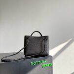 Bottega Veneta Small Andiamo 805231 Fondant - Image 2