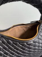 Bottega Veneta Small Veneta 856736 black - Image 4