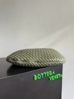 Bottega Veneta Veneta 856737 Pickle - Image 2