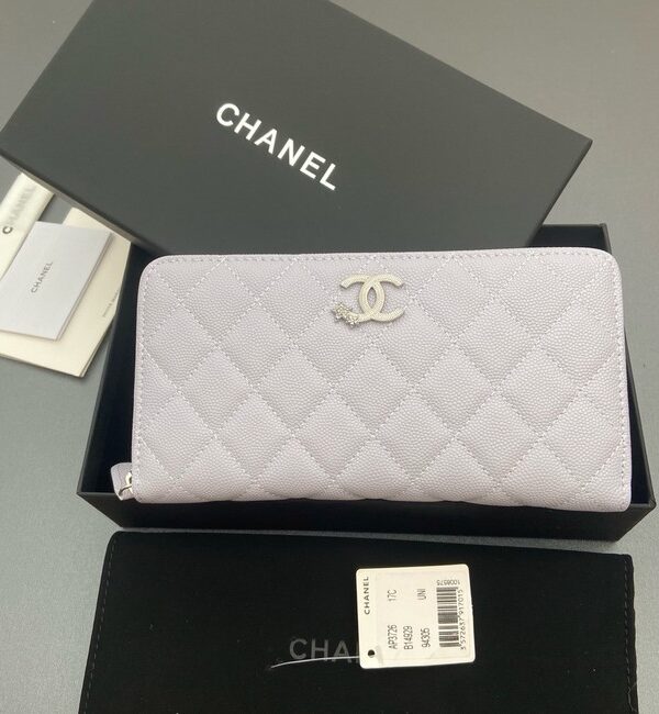 Chanel Classic Zipped Wallet 3726 light gray