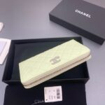 Chanel Classic Zipped Wallet 3726 light green - Image 4
