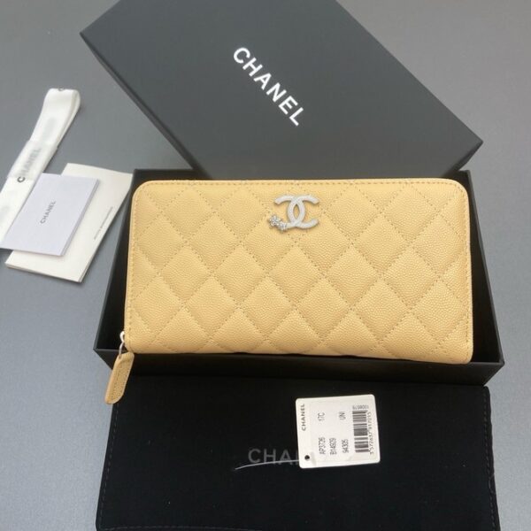 Chanel Classic Zipped Wallet 3726 yellow