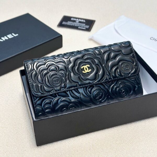 Chanel Original Leather Camellia Wallet C39020 Black