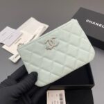 Chanel Zipped Pocket wallet S4811 light blue - Image 2
