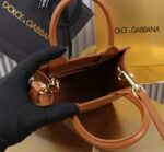Dolce & Gabbana leather Shoulder Bag G6507 brown - Image 4