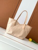 Goyard Calfskin Leather Tote Bag MM M8002 Nude - Image 4