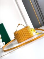 Goyard Muse mini Makeup pouch CL07P yellow - Image 5