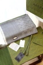 Gucci rinted GG cotton wool lame shawl 845243-2