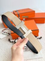 Hermes Epsom calfskin double-sided leather belt 65992 - Image 4